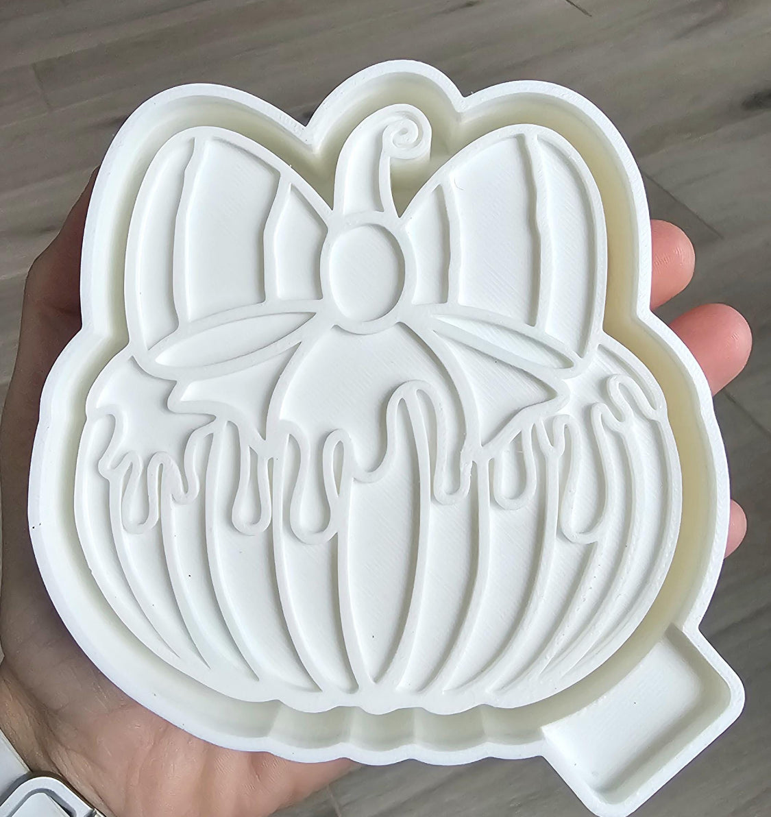 Drip pumpkin freshie