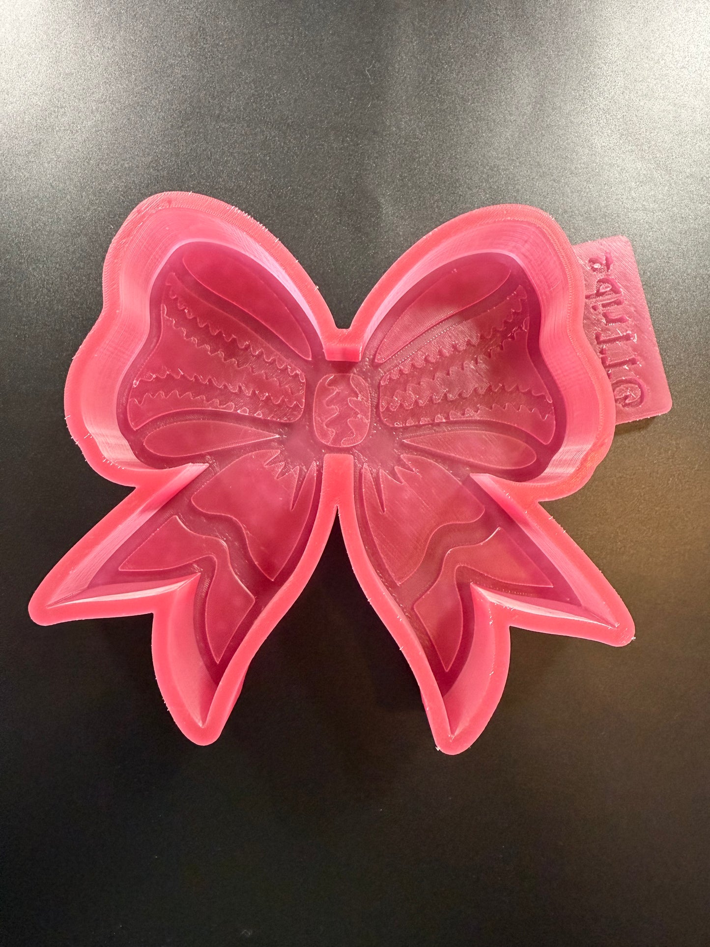 Football/baseball/softball bow freshie