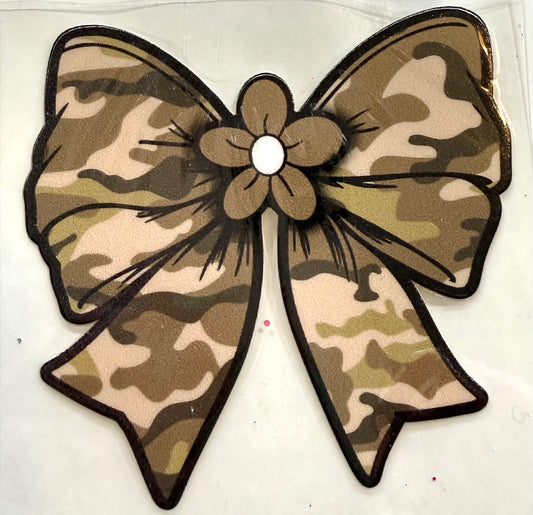 Camo bow decal 3.5in