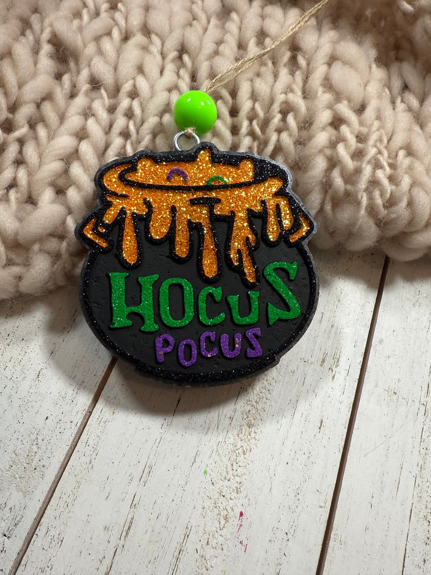 Freshie - hocus pocus